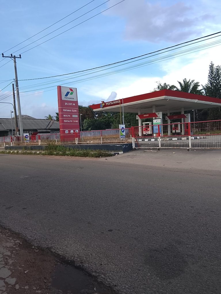 SPBU DESA PAYUNG KERAP TUTUP, WARGA PERTANYAKAN DISTRIBUSI BBM DAN MINTA PERTAMINA BABEL SIDAK